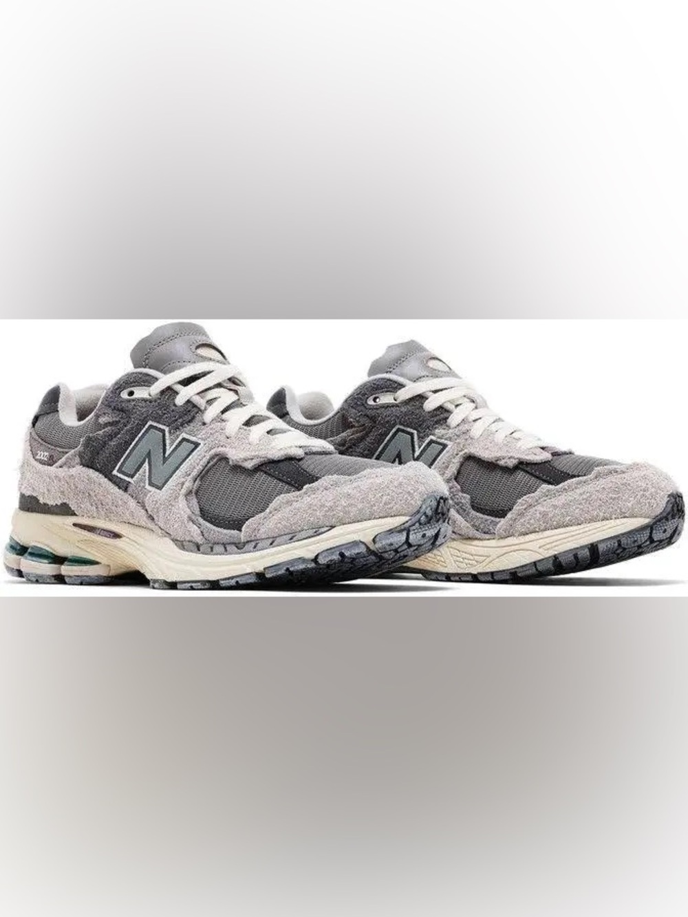 BRAND NEW NEVER WORN NEW BALANCE 2002R 'PROTECTION PACK - RAIN CLOUD'